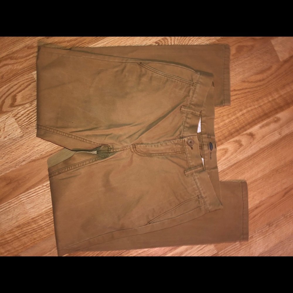 Old navy khaki pants